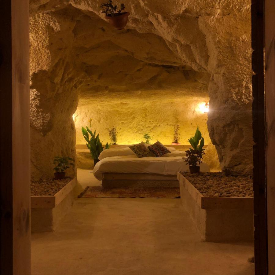 7 Caves Hotel Al Jayah Bagian luar foto